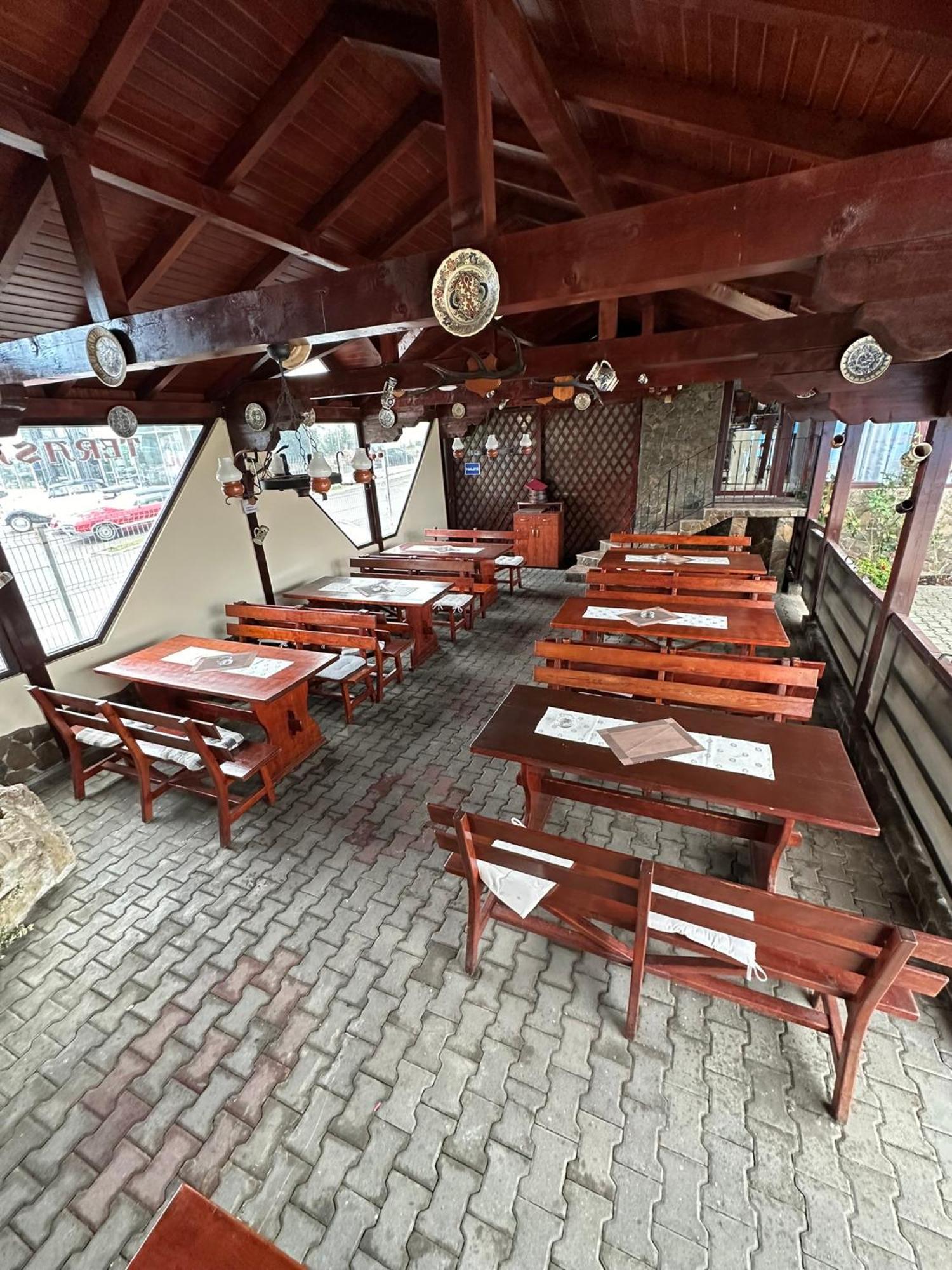 Restaurant Motel Dolorean Săcele Exteriör bild